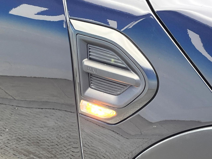 2020 Rover Mini LDA-YT20 (UW-6a111b820cda9)[11]