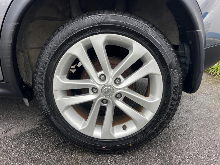 2011 Nissan JUKE DBA-YF15 (UW-6a111b848827b)[10]