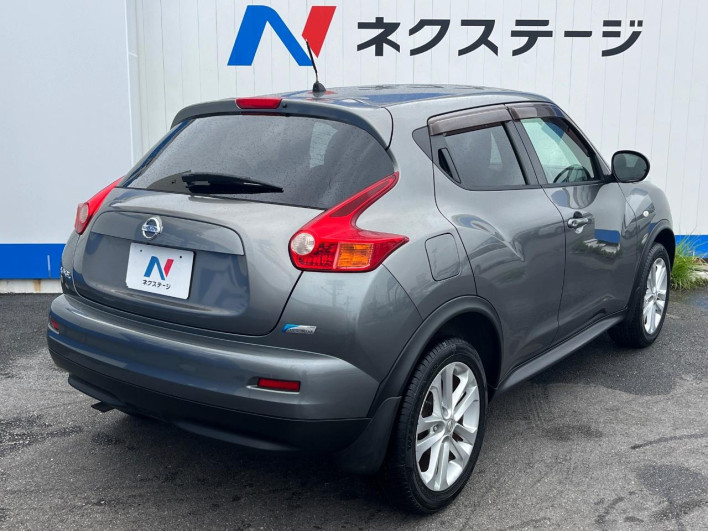2011 Nissan JUKE DBA-YF15 (UW-6a111b848827b)[20]