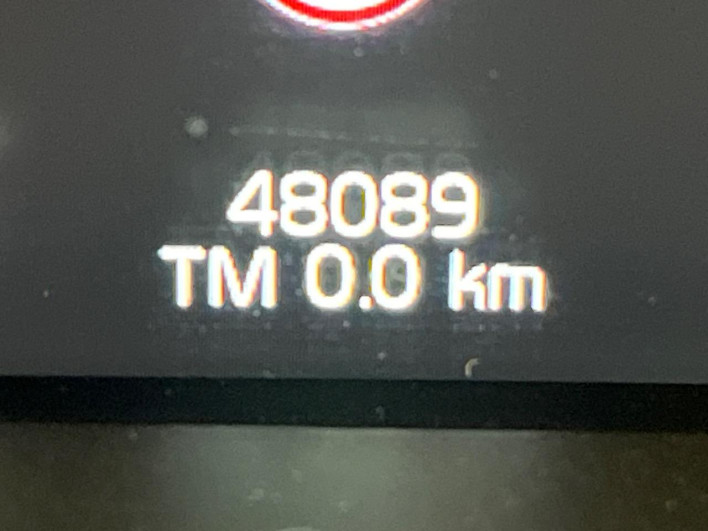 2021 Volvo XC60 5AA-UB420TXCM (UW-6a111b874eb1d)[2]