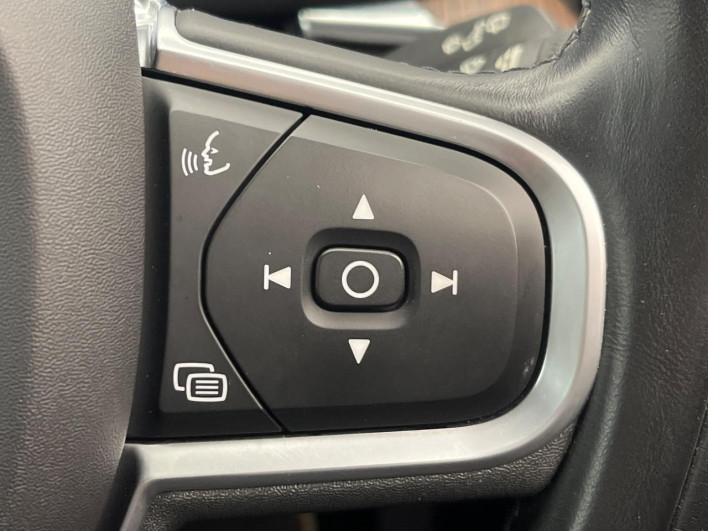 2021 Volvo XC60 5AA-UB420TXCM (UW-6a111b874eb1d)[29]