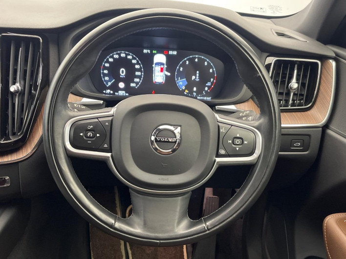 2021 Volvo XC60 5AA-UB420TXCM (UW-6a111b874eb1d)[23]