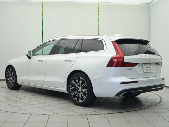 2019 Volvo V60 DBA-ZB420 (UW-6a111b8902220)[1]