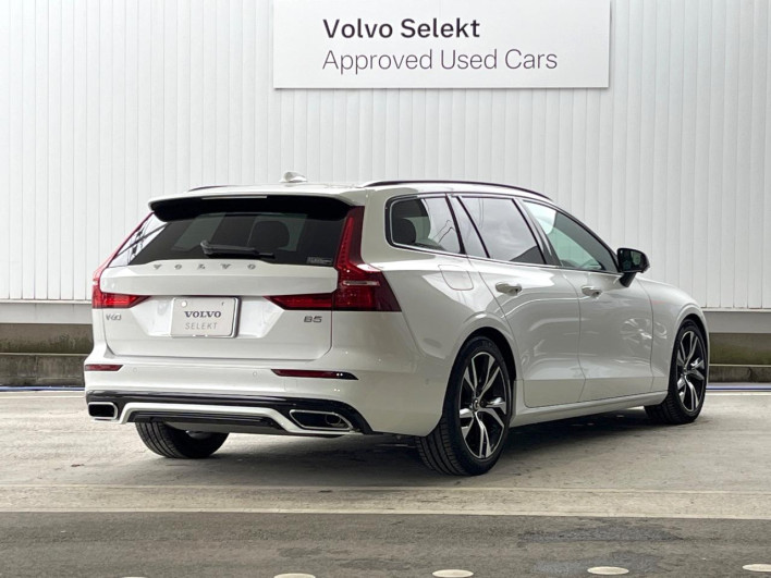 2021 Volvo V60 5AA-ZB420TM (UW-6a111b89398fe)[9]