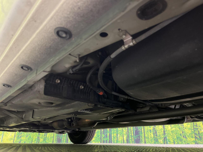 2012 Toyota Isis DBA-ZGM11G (UW-6a111b8e5b78e)[17]
