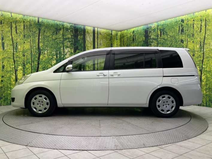 2012 Toyota Isis DBA-ZGM11G (UW-6a111b8e5b78e)[27]