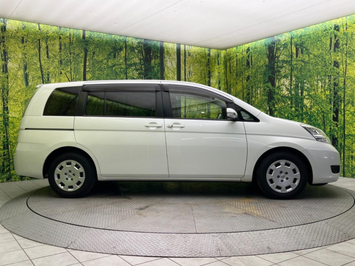 2012 Toyota Isis DBA-ZGM11G (UW-6a111b8e5b78e)[9]