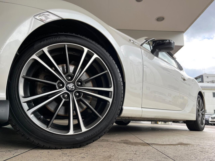 2013 Toyota 86 DBA-ZN6 (UW-6a111b8e87afa)[5]