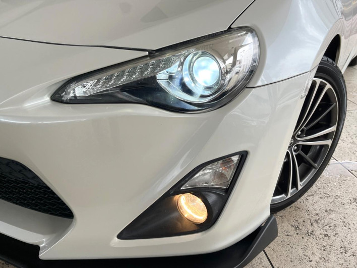 2013 Toyota 86 DBA-ZN6 (UW-6a111b8e87afa)[4]