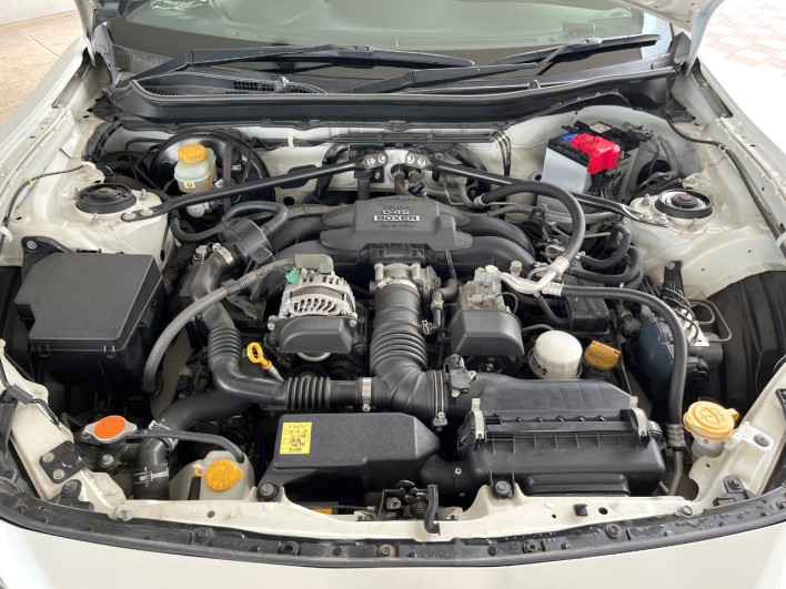 2013 Toyota 86 DBA-ZN6 (UW-6a111b8e87afa)[14]