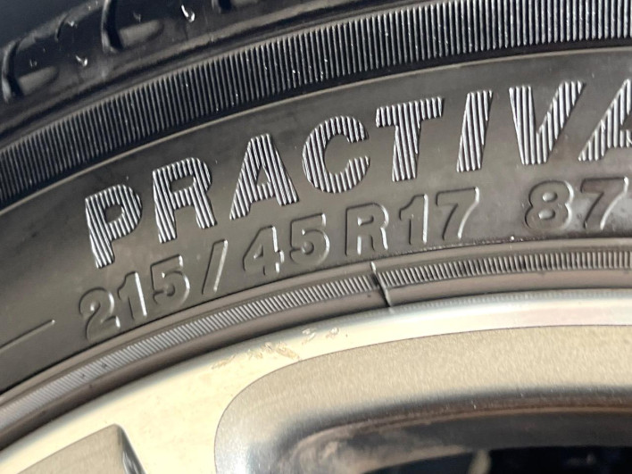 2013 Toyota 86 DBA-ZN6 (UW-6a111b8e87afa)[6]