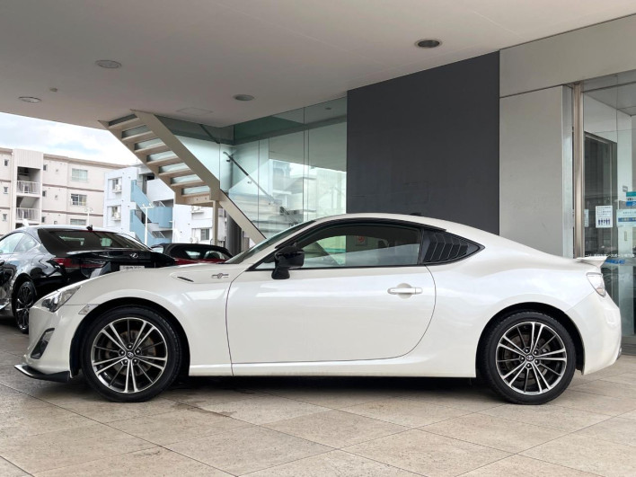 2013 Toyota 86 DBA-ZN6 (UW-6a111b8e87afa)[21]