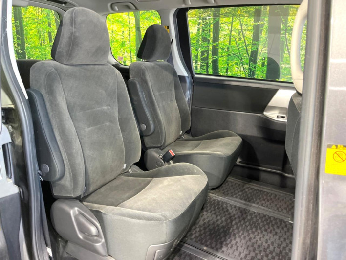 2013 Toyota Noah DBA-ZRR70G (UW-6a111b91e3298)[7]