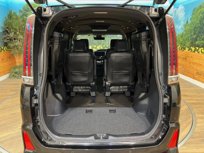 2020 Toyota Noah 3BA-ZRR85W (UW-6a111b9ad4953)[4]