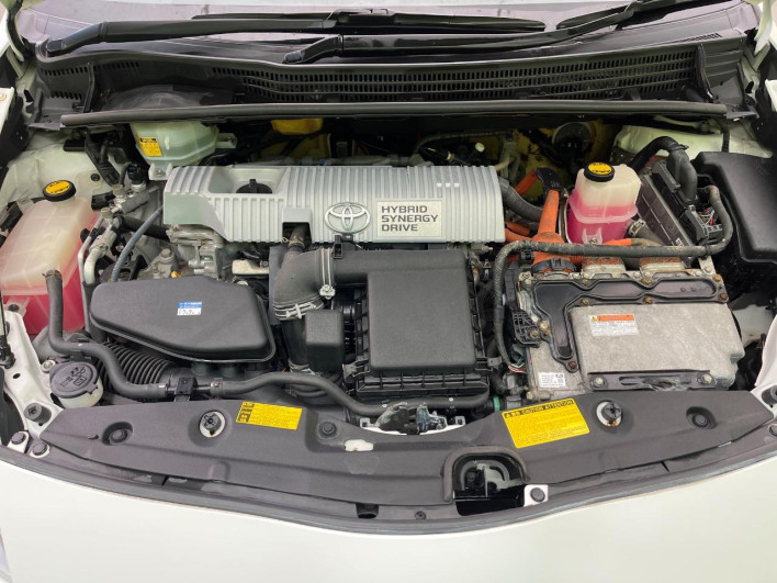 2010 Toyota Prius DAA-ZVW30 (UW-6a111ba3ab89d)[4]