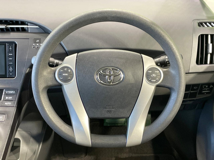 2011 Toyota Prius DAA-ZVW30 (UW-6a111ba3ca4f7)[19]