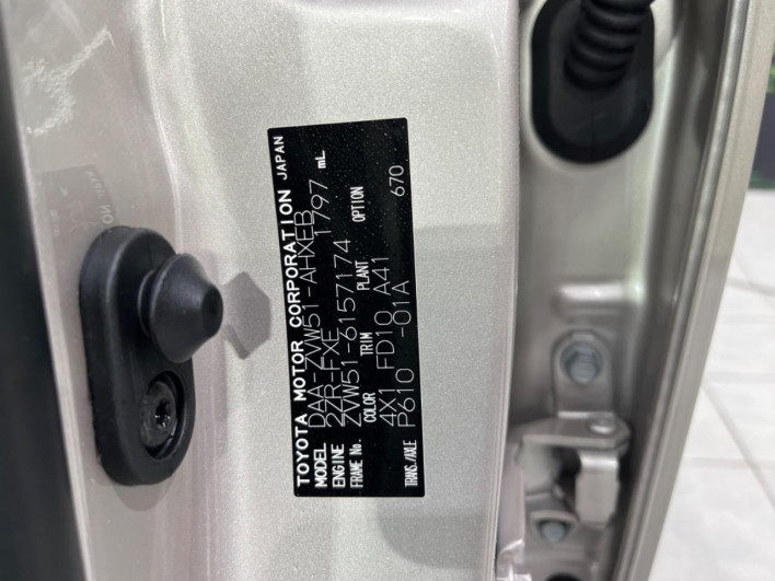2020 Toyota Prius DAA-ZVW51 (UW-6a111baa49b6f)[1]
