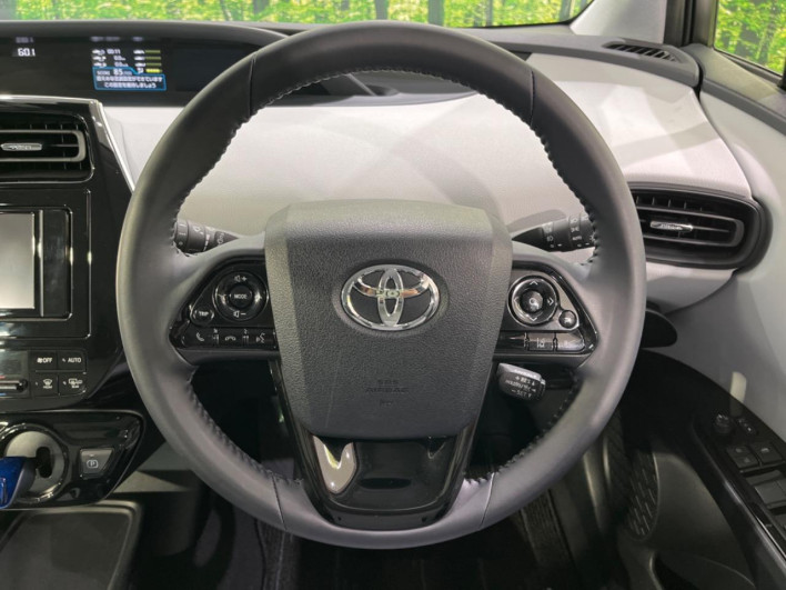 2020 Toyota Prius DAA-ZVW51 (UW-6a111baa49b6f)[28]