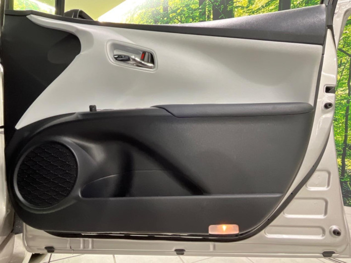 2020 Toyota Prius DAA-ZVW51 (UW-6a111baa49b6f)[29]