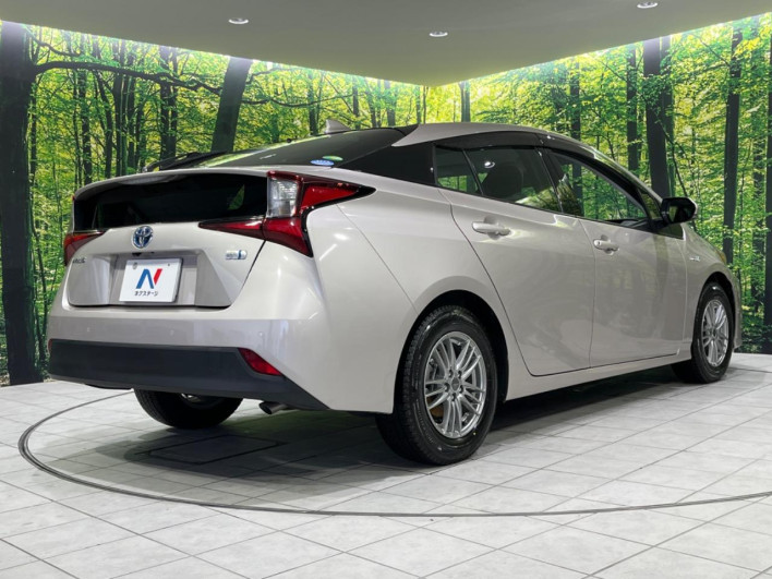 2020 Toyota Prius DAA-ZVW51 (UW-6a111baa49b6f)[13]