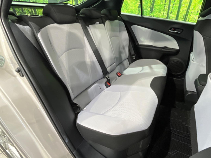 2020 Toyota Prius DAA-ZVW51 (UW-6a111baa49b6f)[11]