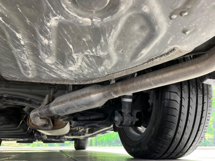 2020 Toyota Voxy 6AA-ZWR80W (UW-6a111bb2956b8)[12]
