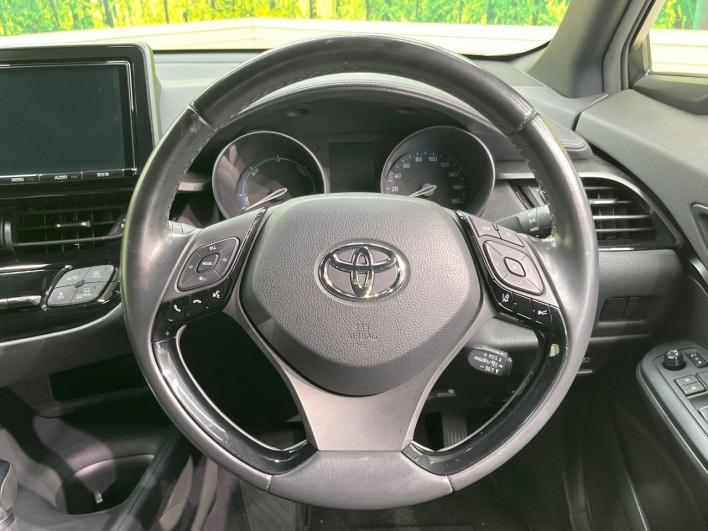 2018 Toyota C-HR DAA-ZYX10 (UW-6a111bbd760c9)[19]