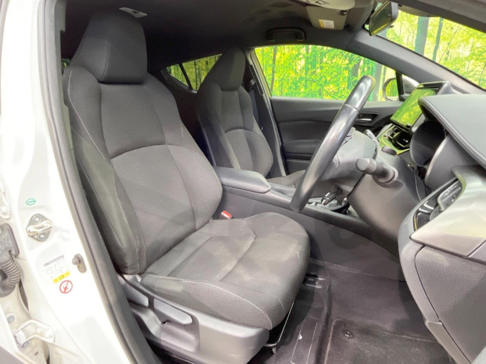 2018 Toyota C-HR DAA-ZYX10 (UW-6a111bbd760c9)[6]