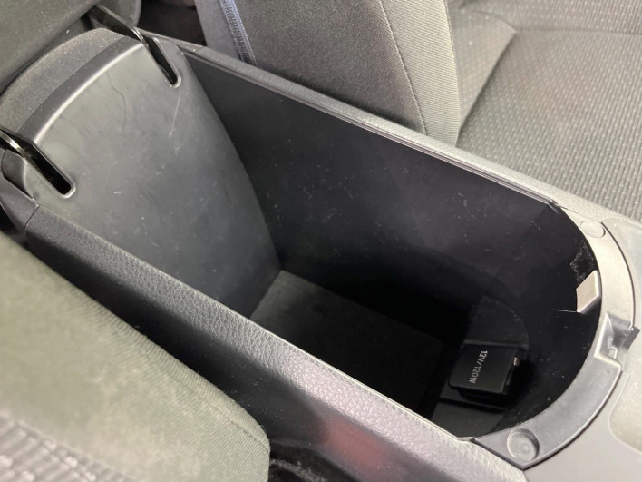 2018 Toyota C-HR DAA-ZYX10 (UW-6a111bbd760c9)[15]