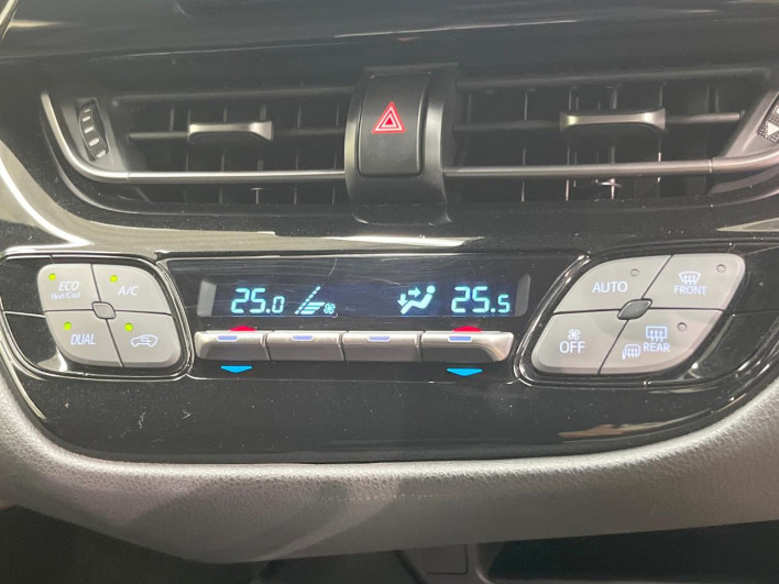 2018 Toyota C-HR DAA-ZYX10 (UW-6a111bbd760c9)[29]