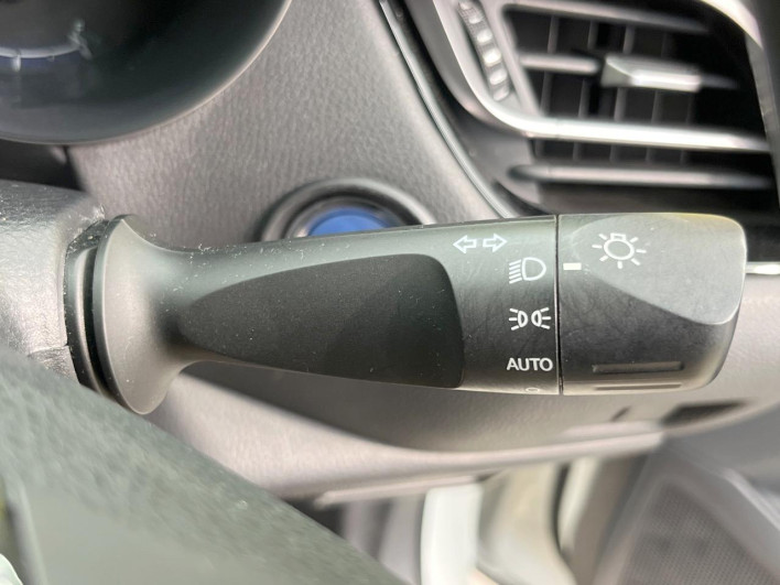 2018 Toyota C-HR DAA-ZYX10 (UW-6a111bbd760c9)[22]