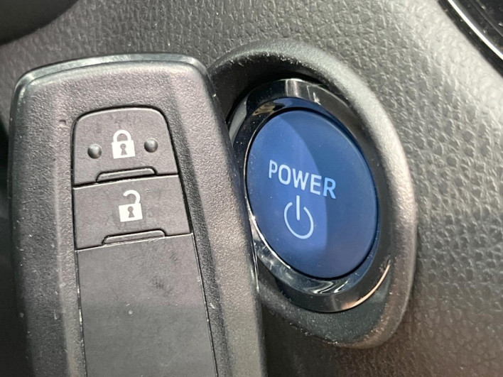2018 Toyota C-HR DAA-ZYX10 (UW-6a111bbd760c9)[26]
