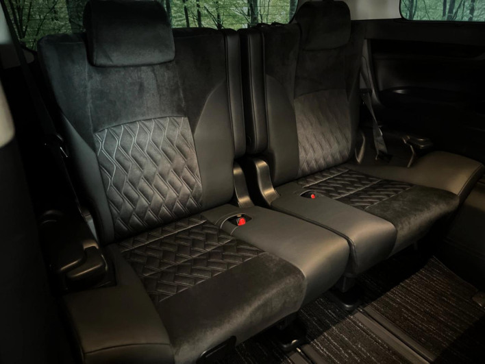 2016 Toyota Vellfire DBA-AGH30W (UW-6a126b43563a6)[21]