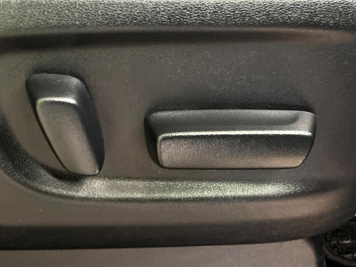2016 Toyota Vellfire DBA-AGH30W (UW-6a126b43563a6)[22]