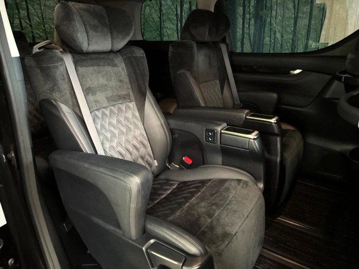 2016 Toyota Vellfire DBA-AGH30W (UW-6a126b43563a6)[20]