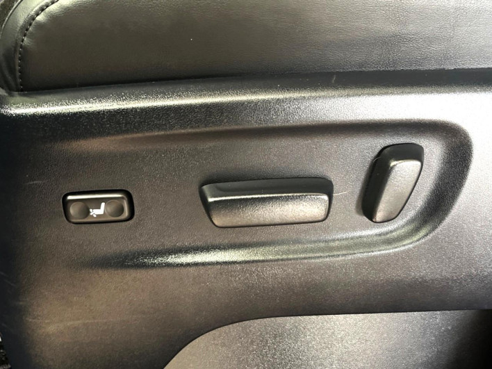 2016 Toyota Vellfire DBA-AGH30W (UW-6a126b43563a6)[12]