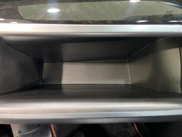 2017 Toyota Alphard DBA-AGH30W (UW-6a126b44386c4)[19]
