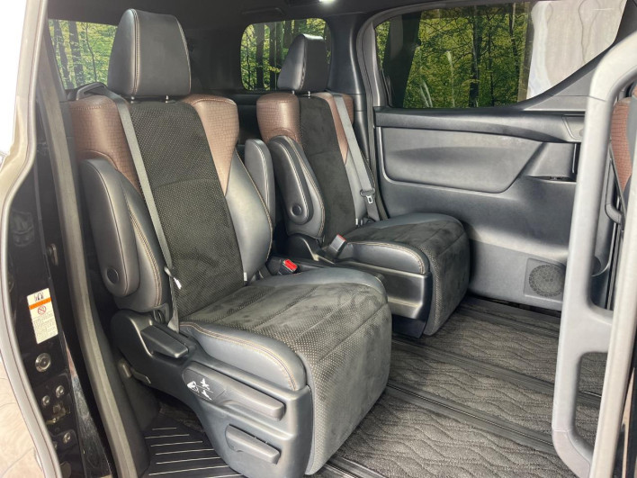 2017 Toyota Alphard DBA-AGH30W (UW-6a126b44386c4)[15]