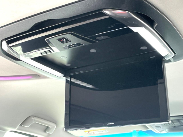 2017 Toyota Alphard DBA-AGH35W (UW-6a126b4c7b618)[17]