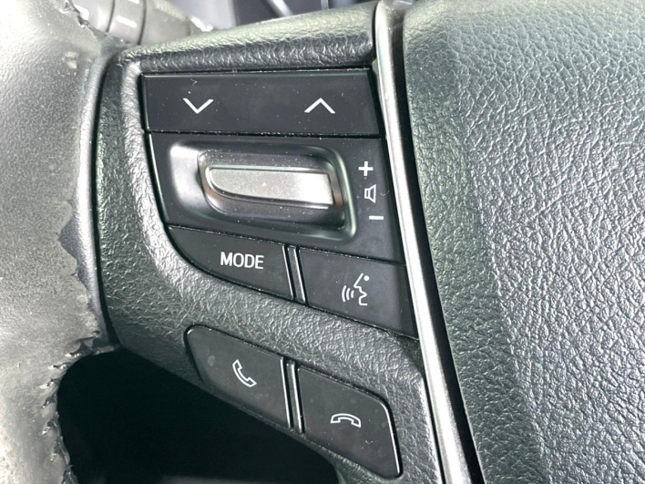 2017 Toyota Alphard DBA-AGH35W (UW-6a126b4c7b618)[26]