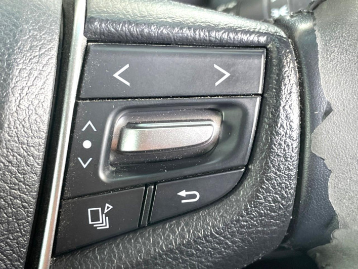 2017 Toyota Alphard DBA-AGH35W (UW-6a126b4c7b618)[27]