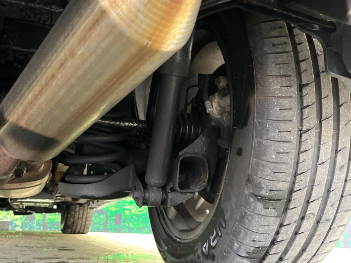 2013 Toyota Vellfire DBA-ANH25W (UW-6a126b52c39f8)[7]