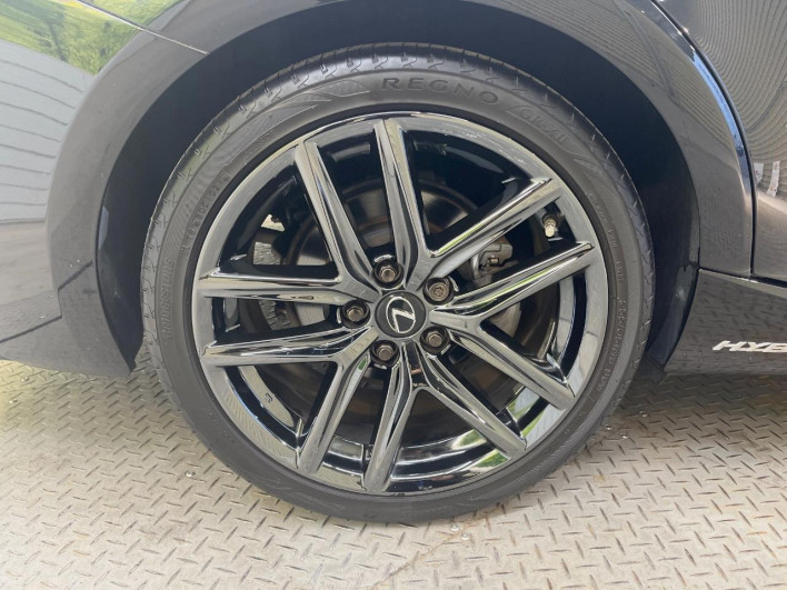 2018 Lexus IS DAA-AVE30 (UW-6a126b564a205)[15]