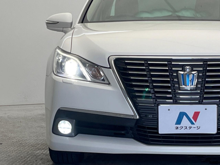 2013 Toyota Crown Hybrid DAA-AWS210 (UW-6a126b5774c91)[9]