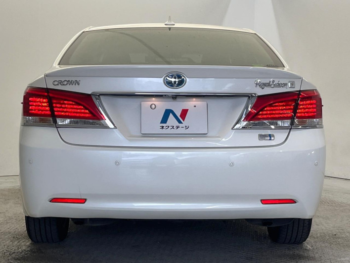 2013 Toyota Crown Hybrid DAA-AWS210 (UW-6a126b5774c91)[16]