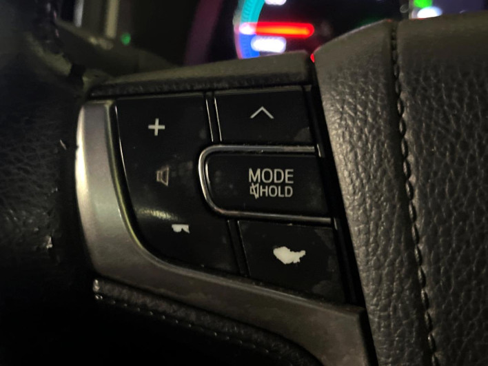 2015 Toyota Crown Hybrid DAA-AWS210 (UW-6a126b589dbf0)[13]