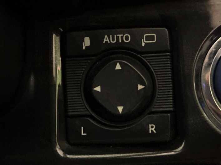 2015 Toyota Crown Hybrid DAA-AWS210 (UW-6a126b589dbf0)[19]