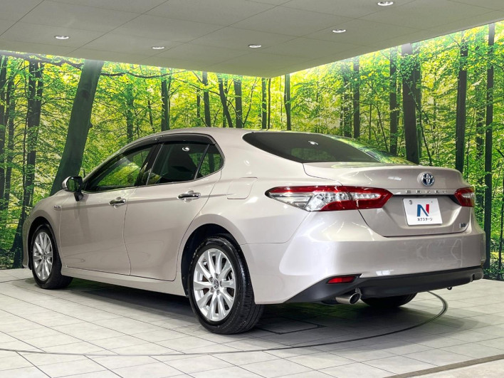 2017 Toyota Camry DAA-AXVH70 (UW-6a126b6476f3d)[10]