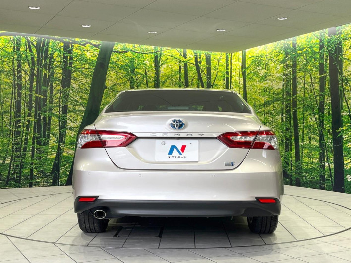 2017 Toyota Camry DAA-AXVH70 (UW-6a126b6476f3d)[9]