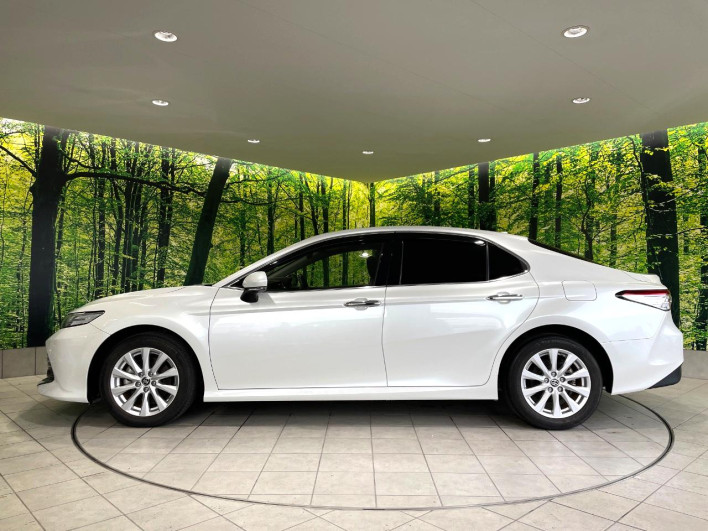 2020 Toyota Camry 6AA-AXVH70 (UW-6a126b64f0e8a)[7]
